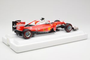 Scuderia Ferrari SF16-H #5 S. Vettel Italian GP 2016 BBR 1:18 BBR181625 Метал — снимка 2 от 7