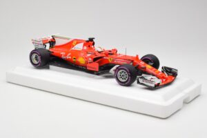 Scuderia Ferrari SF70H #5 S. Vettel Winner Australian GP 2017 BBR 1:18 BBR181705 Метал — снимка 4 от 7