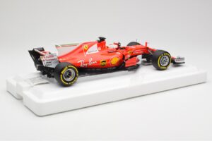 Scuderia Ferrari SF70H #5 S. Vettel Winner Australian GP 2017 End of Race BBR 1:18 BBR181705-E Метал — снимка 2 от 7