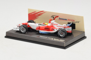 Toyota TF105 #17 R. Schumacher Panasonic Toyota Racing F1 2005 Minichamps 1:43 AM58296 Метал — снимка 3 от 5