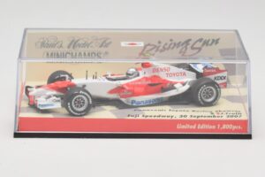 Toyota TF107 #12 J. Trulli Showcar 2007 Minichamps 1:43 403070082 Метал — снимка 5 от 5