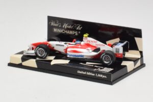 Toyota TF104 Panasonic Racing #0 R. Zonta 3rd Driver 2004 Minichamps 1:43 400040038 Метал — снимка 3 от 5
