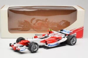 Toyota TF107 #12 J. Trulli F1 Launch Livery 2007 Minichamps 1:18 AM601321 Метал — снимка 6 от 6