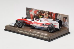 Toyota TF109 Panasonic Toyota Racing #10 T. Glock F1 2009 Minichamps 1:43 AM62131 Метал — снимка 3 от 5