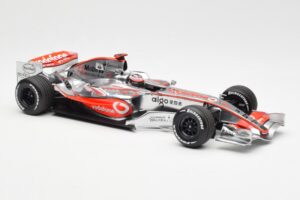 McLaren MP4-22 Mercedes #1 F. Alonso Showcar 2007 Minichamps 1:18 533071871 Метал — снимка 4 от 6