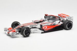 McLaren MP4-22 Mercedes #1 F. Alonso Showcar 2007 Minichamps 1:18 533071871 Метал