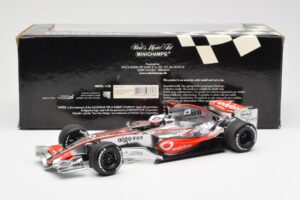 McLaren MP4-22 Mercedes #1 F. Alonso Showcar 2007 Minichamps 1:18 533071871 Метал — снимка 6 от 6