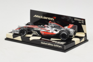 McLaren MP4-22 Mercedes #1 F. Alonso Vodafone McLaren Showcar F1 2007 Minichamps 1:43 530074371 Метал — снимка 3 от 5