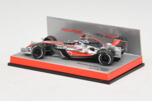 McLaren MP4-22 Mercedes #1 F. Alonso Vodafone McLaren Showcar F1 2007 Minichamps 1:43 533074371 Метал — снимка 3 от 5