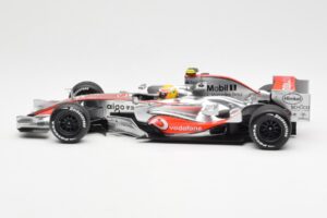 McLaren MP4-22 Mercedes #2 L. Hamilton 2007 Dealer Edition Minichamps 1:18 530071802 Метал — снимка 3 от 6