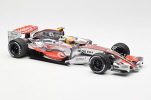 McLaren MP4-22 Mercedes #2 L. Hamilton 2007 Dealer Edition Minichamps 1:18 530071802 Метал — снимка 4 от 6