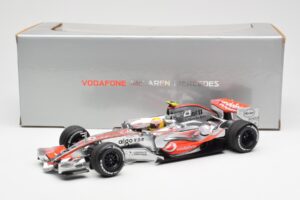 McLaren MP4-22 Mercedes #2 L. Hamilton 2007 Dealer Edition Minichamps 1:18 530071802 Метал — снимка 6 от 6