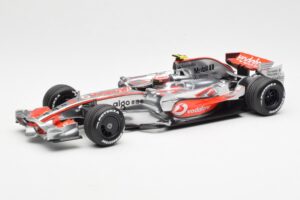 McLaren MP4-23 Mercedes #23 H. Kovalainen 2008 Minichamps 1:18 530081823 Метал