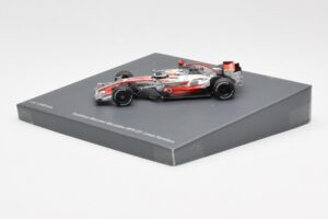 McLaren MP4-23 Mercedes #22 L. Hamilton F1 World Champion 2008 Minichamps 1:43 B66962422 Метал — снимка 2 от 4