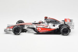 McLaren MP4-22 Mercedes #1 F. Alonso Presentation Valencia 2007 Minichamps 1:18 538071871 Метал — снимка 3 от 6