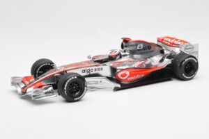 McLaren MP4-22 Mercedes #1 F. Alonso Presentation Valencia 2007 Minichamps 1:18 538071871 Метал