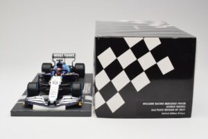 Williams FW43B Mercedes #63 G. Russell Belgian GP 2021 Minichamps 1:18 117211363 Смола — снимка 6 от 7