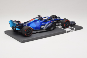 Williams FW44 Mercedes #6 N. Latifi Bahrain GP 2022 Minichamps 1:18 117220106 Метал — снимка 3 от 6