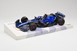 Williams FW44 Mercedes #23 A. Albon Bahrain GP 2022 Case Edition Minichamps 1:18 147220123 Смола — снимка 2 от 7