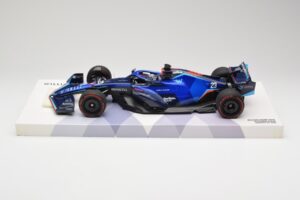 Williams FW44 Mercedes #23 A. Albon Bahrain GP 2022 Case Edition Minichamps 1:18 147220123 Смола