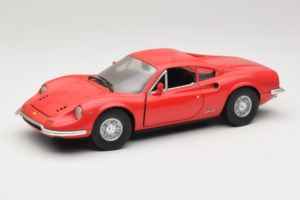 Ferrari Dino 246 GT Червен Anson 1:18 303597 Метал