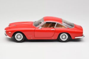 Ferrari 250 GT Berlinetta SWB Червен Hot Wheels 1:18 B6053 Метал — снимка 4 от 8
