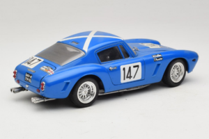 Ferrari 250 GT Berlinette #147 Син Jouef Evolution 1:18 3023 Метал — снимка 3 от 8