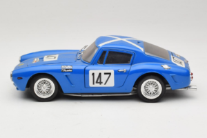 Ferrari 250 GT Berlinette #147 Син Jouef Evolution 1:18 3023 Метал — снимка 4 от 8