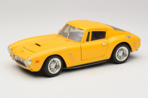 Ferrari 250 GT Berlinetta Жълт Jouef Evolution 1:18 301200 Метал