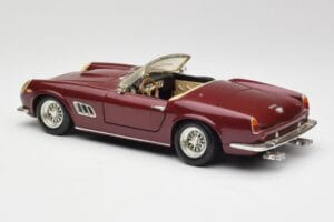 Ferrari 250 GT California Червен Hot Wheels 1:18 3401158 Метал — снимка 7 от 8