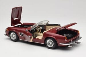 Ferrari 250 GT California Spider LWB Тъмночервен Hot Wheels 1:18 25727 Метал — снимка 5 от 8