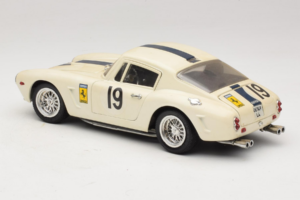 Ferrari 250 GT SWB Berlinette #19 Tour de France Automobile 1961 Eagles Race 1:18 6500 Метал — снимка 7 от 8