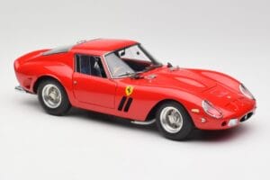 Ferrari 250 GTO London Show Червен CMC 1:18 M-256 Метал — снимка 4 от 6