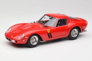 Ferrari 250 GTO London Show Червен CMC 1:18 M-256 Метал