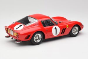 Ferrari 250 GTO #1 P. Rodriguez / W. Mairesse Paris 1000km 1962 CMC 1:18 M-254 Метал — снимка 2 от 6