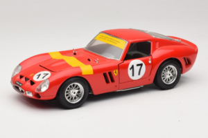 Ferrari 250 GTO #17 Bburago Sammlerborse Червен Bburago 1:18 3007-P1 Метал