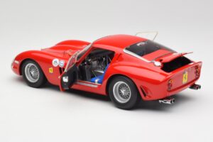 Ferrari 250 GTO #18 P. Rodriguez Daytona Continental 3 Hours Winner 1963 Kyosho 1:18 08438F Метал — снимка 5 от 8