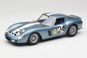 Ferrari 250 GTO #24 P. Rodriguez 12 Hours of Sebring GT3.0 Winner 1962 Kyosho 1:18 08438D Метал