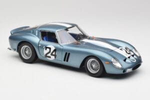 Ferrari 250 GTO #24 P. Rodriguez 12 Hours of Sebring GT3.0 Winner 1962 Kyosho 1:18 08438D Метал — снимка 6 от 8