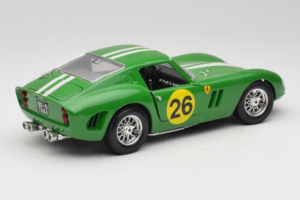 Ferrari 250 GTO #26 Зелен Бели Ивици 1962 Bburago 1:18 3011-G3 Метал — снимка 3 от 8