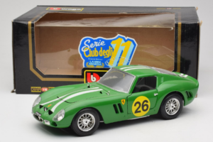 Ferrari 250 GTO #26 Зелен Бели Ивици 1962 Bburago 1:18 3011-G3 Метал — снимка 8 от 8