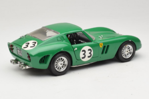 Ferrari 250 GTO #33 Зелен Bburago 1:18 3011-G1 Метал — снимка 3 от 8