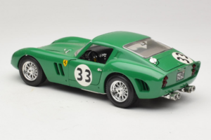 Ferrari 250 GTO #33 Зелен Bburago 1:18 3011-G1 Метал — снимка 7 от 8
