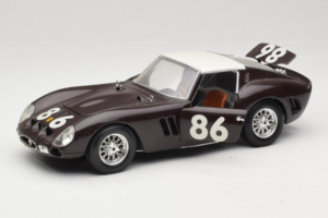 Ferrari 250 GTO #86 Черен Bburago 1:18 3011-B1 Метал — снимка 2 от 8