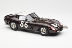 Ferrari 250 GTO #86 Targa Florio 1962 CMC 1:18 M-156 Метал — снимка 4 от 6