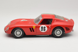 Ferrari 250 GTO #96 Червен Италианско Знаме 1962 Bburago 1:18 3011-P2 Метал — снимка 4 от 8