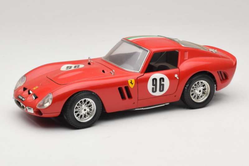Ferrari 250 GTO #96 Червен Италианско Знаме 1962 Bburago 1:18 3011-P2 Метал