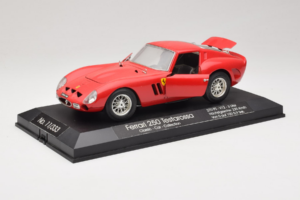 Ferrari 250 GTO Червен Replacement Stand Exclusive Cars 1:18 EC005 Метал — снимка 2 от 8