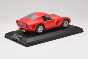 Ferrari 250 GTO Червен Replacement Stand Exclusive Cars 1:18 EC005 Метал — снимка 3 от 8