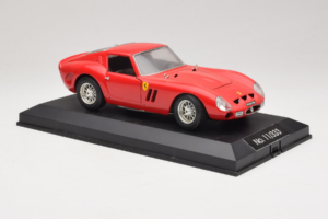 Ferrari 250 GTO Червен Replacement Stand Exclusive Cars 1:18 EC005 Метал — снимка 6 от 8